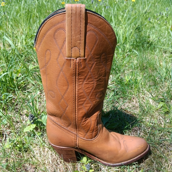 Vintage Frye Golden Tan Mid Calf Stacked High Heel Cowboy Cowgirl Boots 5.5 - Picture 6 of 15